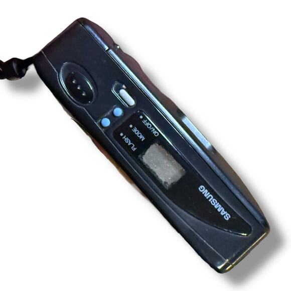 Vintage Samsung AF-Slim II Red Eye Reduction Black 35mm Film Camera Works - Picture 6 of 9